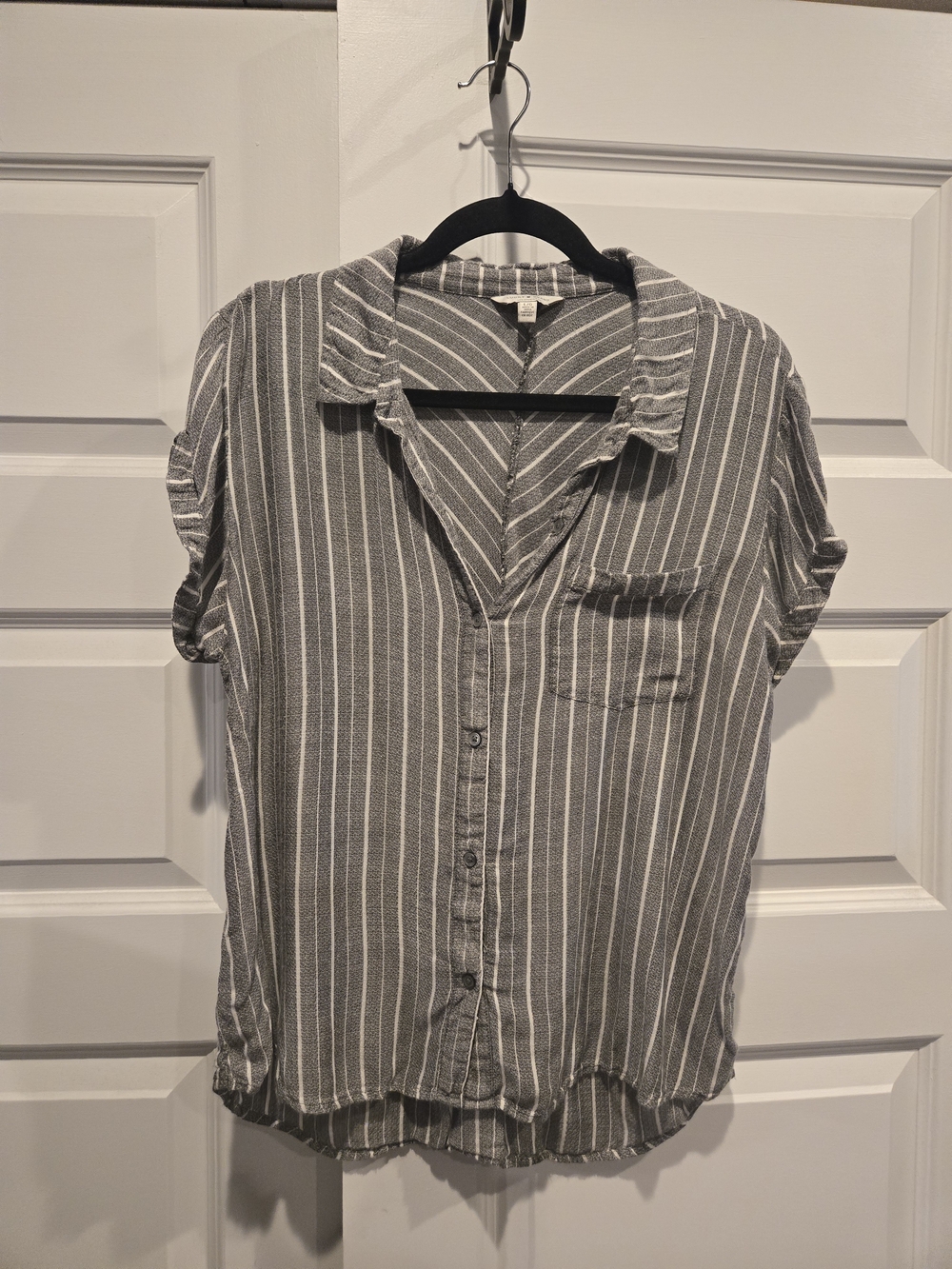 Lucky Brand Gray and White Striped Short-Sleeve Button-Down Shirt